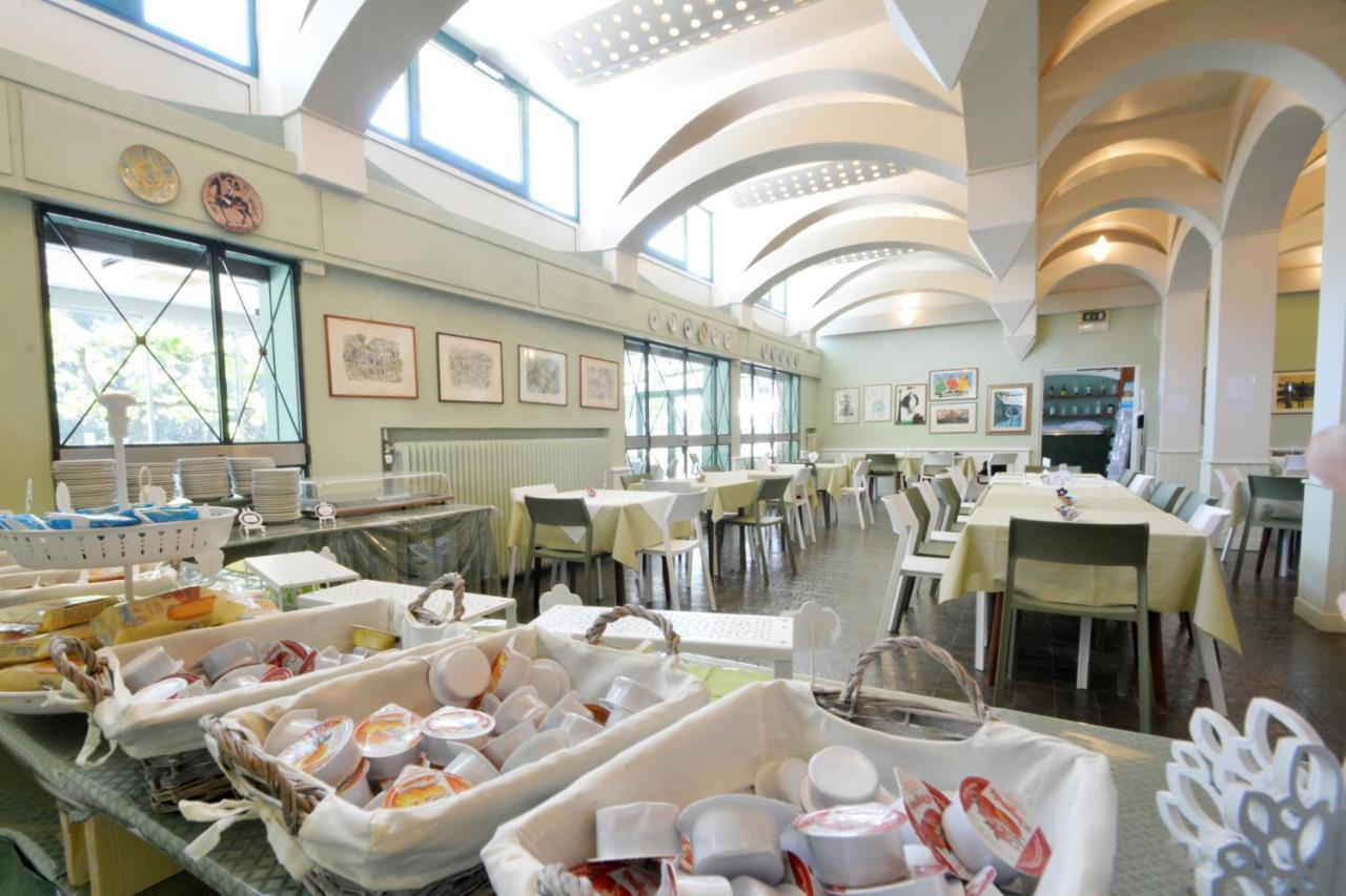 Hotel Maddalena Marina di Ravenna Εξωτερικό φωτογραφία