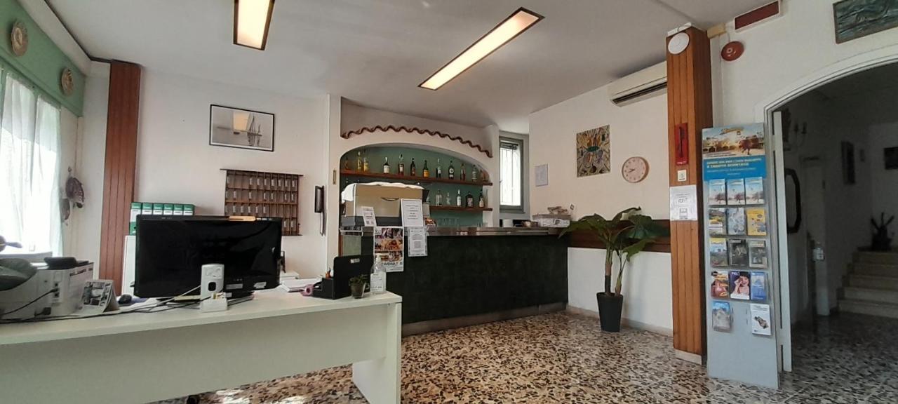 Hotel Maddalena Marina di Ravenna Εξωτερικό φωτογραφία