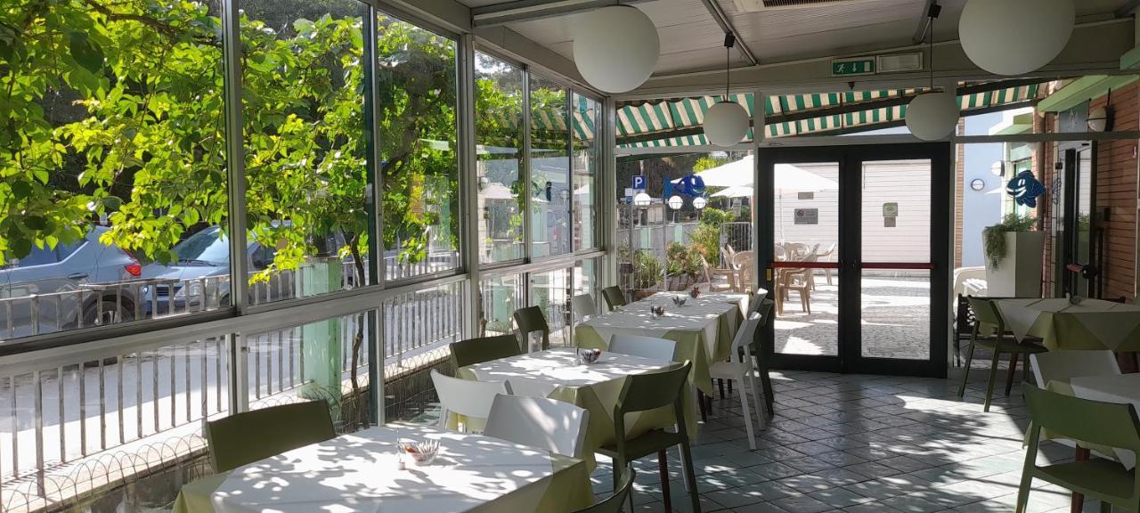 Hotel Maddalena Marina di Ravenna Εξωτερικό φωτογραφία
